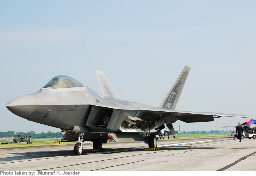 how much does an f 22 raptor cost
