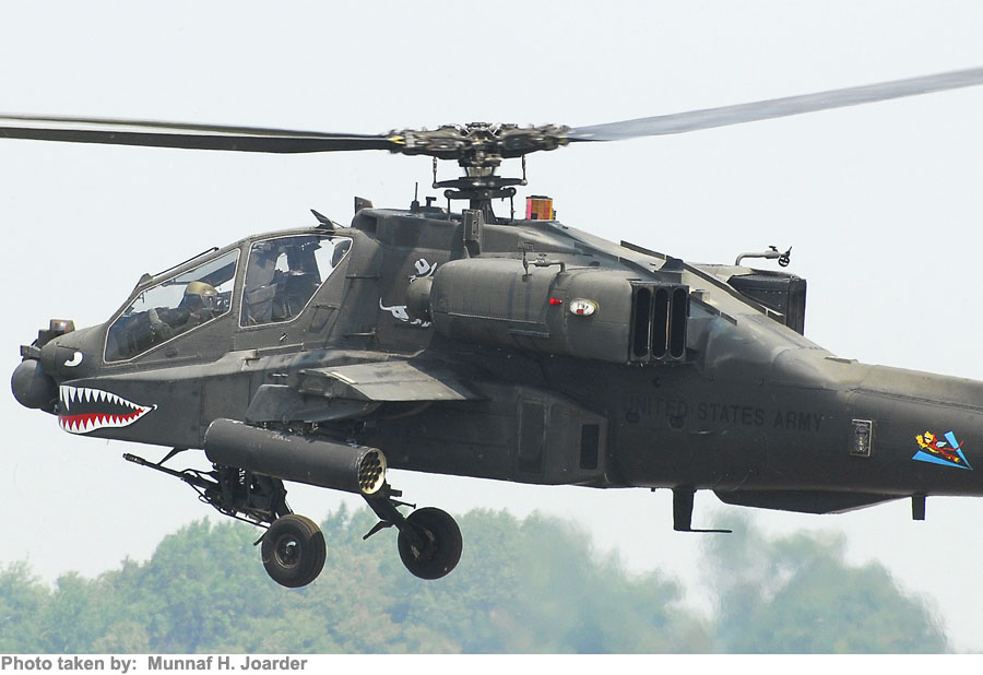 هلیکوپتر آپاچیBoeing AH-64 Apache.جندی شاپور البرز